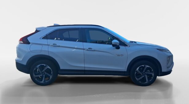 MITSUBISHI ECLIPSE CROSS TODOTERRENO 2.4 PHEV KAITEKI AUTO 4WD 188 5p MITSUBISHI ECLIPSE CROSS TODOTERRENO 2.4 PHEV KAITEKI AUTO 4WD 188 5p