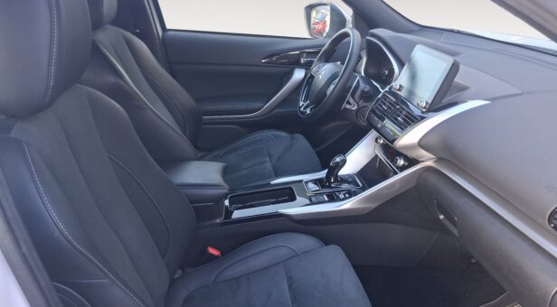 MITSUBISHI ECLIPSE CROSS TODOTERRENO 2.4 PHEV KAITEKI AUTO 4WD 188 5p MITSUBISHI ECLIPSE CROSS TODOTERRENO 2.4 PHEV KAITEKI AUTO 4WD 188 5p