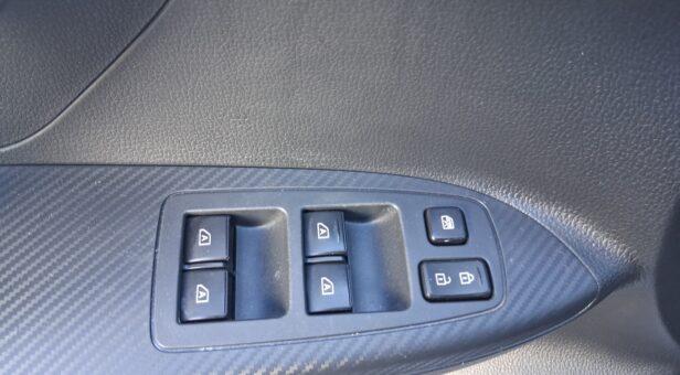 MITSUBISHI ECLIPSE CROSS TODOTERRENO 2.4 PHEV KAITEKI AUTO 4WD 188 5p MITSUBISHI ECLIPSE CROSS TODOTERRENO 2.4 PHEV KAITEKI AUTO 4WD 188 5p