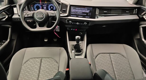 AUDI A1 BERLINA CON PORTON 1.0 30 TFSI ADRENALIN BLACK ED SPORTBACK 116 5p