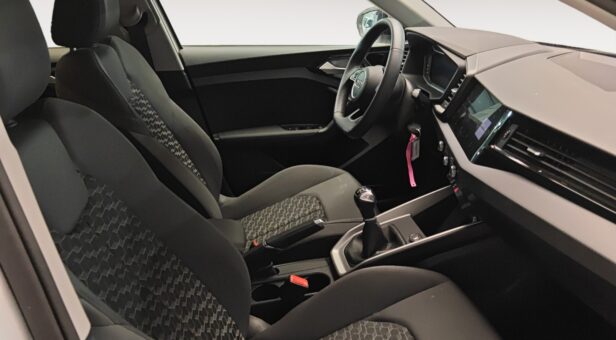 AUDI A1 BERLINA CON PORTON 1.0 30 TFSI ADRENALIN BLACK ED SPORTBACK 116 5p