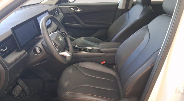 MG MG EHS PHEV Luxury MY24
