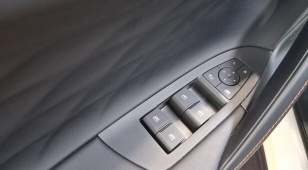 MG MG EHS PHEV Luxury MY24
