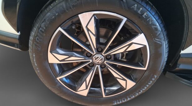 MG MG EHS PHEV Luxury MY24