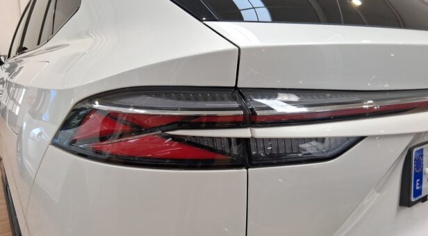 MG MG EHS PHEV Luxury MY24