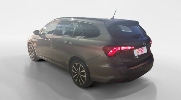 FIAT TIPO BERLINA CON PORTON 1.4 D EASY 95 5p FIAT TIPO BERLINA CON PORTON 1.4 D EASY 95 5p