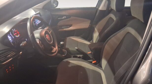 FIAT TIPO BERLINA CON PORTON 1.4 D EASY 95 5p FIAT TIPO BERLINA CON PORTON 1.4 D EASY 95 5p