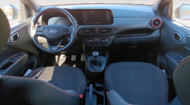 HYUNDAI I10 BERLINA CON PORTON 1.2 N LINE 79 5p