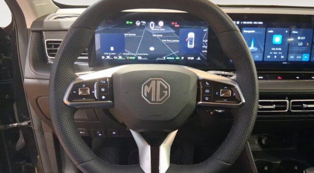 MG MG EHS PHEV Luxury MY24