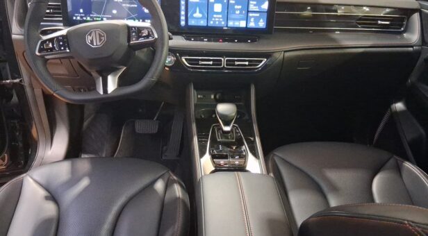 MG MG EHS PHEV Luxury MY24