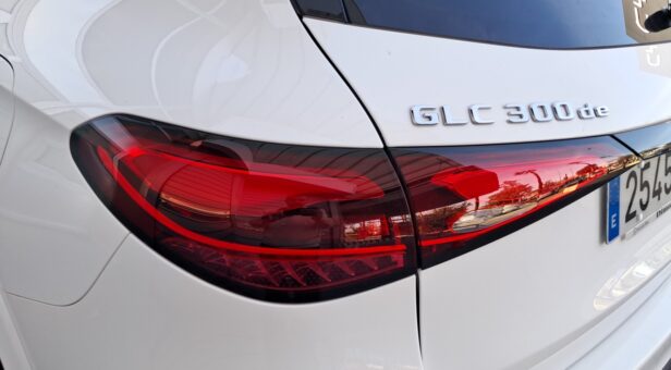 MERCEDES CLASE GLC -CLASS GLC 300 de 4MATIC MERCEDES CLASE GLC -CLASS GLC 300 de 4MATIC