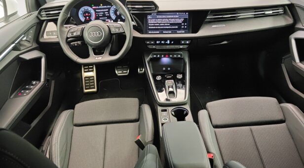 AUDI A3 BERLINA CON PORTON 1.5 35 TFSI MHEV S TRON S LINE SPORTBACK 150 5p AUDI A3 BERLINA CON PORTON 1.5 35 TFSI MHEV S TRON S LINE SPORTBACK 150 5p