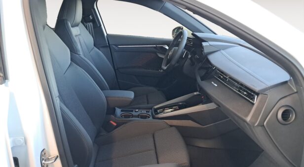 AUDI A3 BERLINA CON PORTON 1.5 40 TFSI E S TRON ALLSTREET ADVANCED 204 5p AUDI A3 BERLINA CON PORTON 1.5 40 TFSI E S TRON ALLSTREET ADVANCED 204 5p