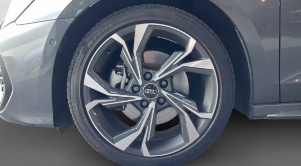 AUDI A3 BERLINA CON PORTON 1.5 40 TFSI E S TRONIC S LINE SPORTBACK 204 5p AUDI A3 BERLINA CON PORTON 1.5 40 TFSI E S TRONIC S LINE SPORTBACK 204 5p