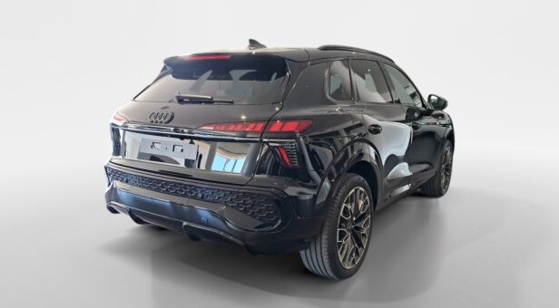 AUDI Q3 TODOTERRENO 2.0 TDI S TRONIC BLACK LINE 150 5p AUDI Q3 TODOTERRENO 2.0 TDI S TRONIC BLACK LINE 150 5p