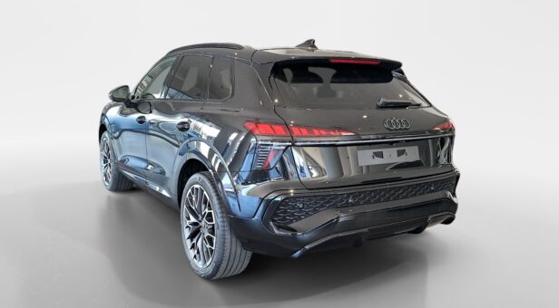 AUDI Q3 TODOTERRENO 2.0 TDI S TRONIC BLACK LINE 150 5p AUDI Q3 TODOTERRENO 2.0 TDI S TRONIC BLACK LINE 150 5p