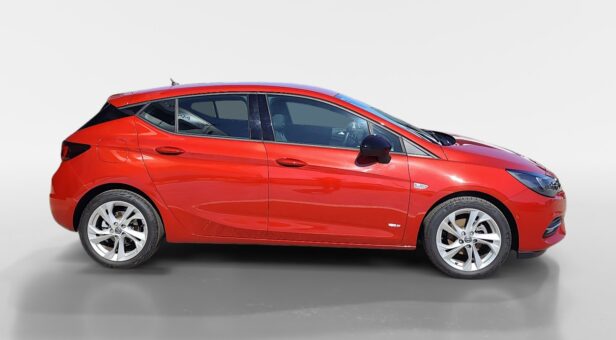 OPEL ASTRA BERLINA CON PORTON 1.2T SHL 81KW DESIGN & TECH 110 5p