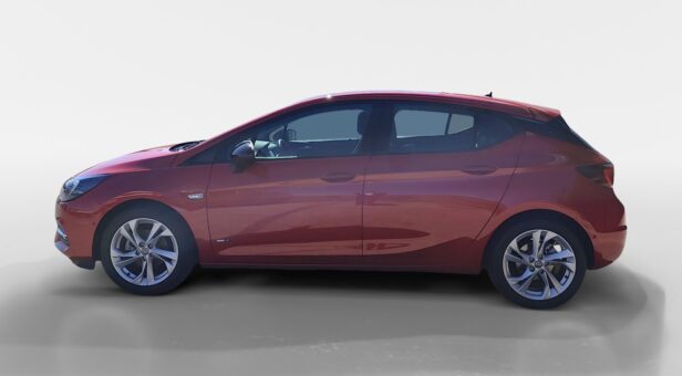 OPEL ASTRA BERLINA CON PORTON 1.2T SHL 81KW DESIGN & TECH 110 5p