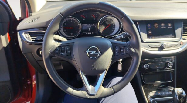 OPEL ASTRA BERLINA CON PORTON 1.2T SHL 81KW DESIGN & TECH 110 5p