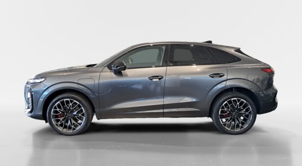 AUDI Q3 SPORTBACK TODOTERRENO 1.5 PHEV S TRONIC BLACK LINE 272 5p