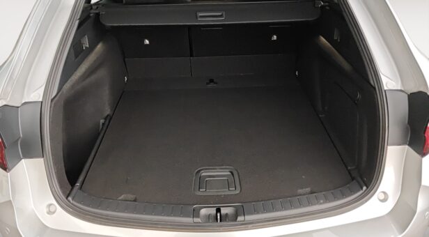 TOYOTA COROLLA TOURING SPORTS Touring Sports Hybrid 200 Style Edition