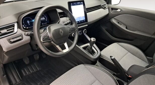 RENAULT CLIO BERLINA CON PORTON 1.0 TCE 67KW TECHNO 90 5p