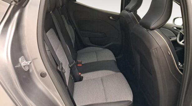 RENAULT CLIO BERLINA CON PORTON 1.0 TCE 67KW TECHNO 90 5p