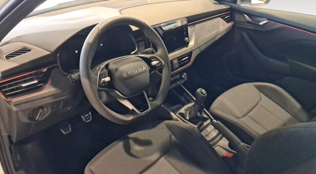 SKODA KAMIQ SELECTION 1,0 TSI 85 KW (115 cv) MANUAL 6 VEL.