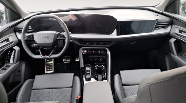 AUDI Q5 TODOTERRENO 2.0 TDI MHEV BLACK LINE S TRONIC QUATTRO 204 5p
