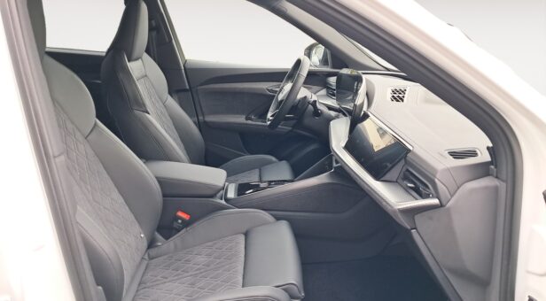 AUDI Q5 TODOTERRENO 2.0 TDI MHEV BLACK LINE S TRONIC QUATTRO 204 5p