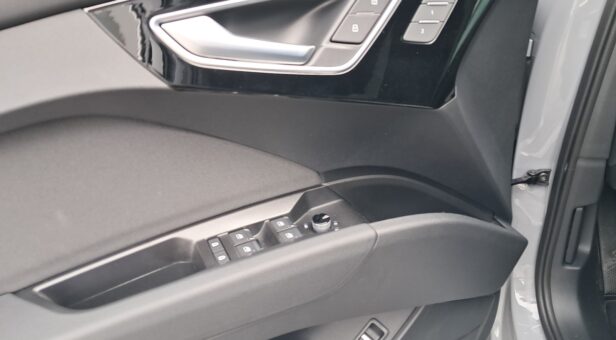 AUDI Q4 SPORTBACK E-TRON TODOTERRENO BEV 82KWH 45 E-TRON BLACK LINE AUTO 286 5p
