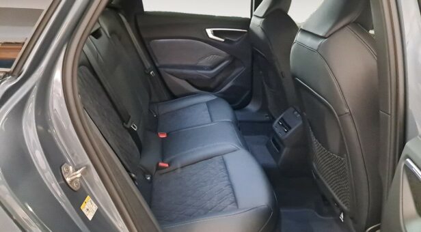 AUDI A5 FAMILIAR 2.0 TDI 150 KW BLACK LINE AVANT 204 5p