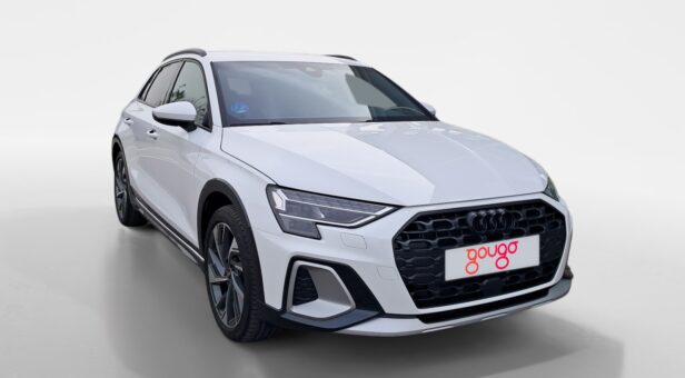 AUDI A3 BERLINA CON PORTON 1.5 40 TFSI E S TRONIC ALLSTREET GENUINE 204 5p
