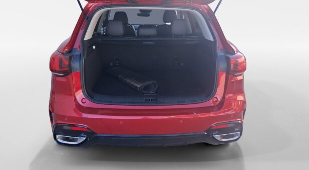 MG MG EHS MG EHS 1.5T 16.6kwh EDU 2WD COM LHD Dark