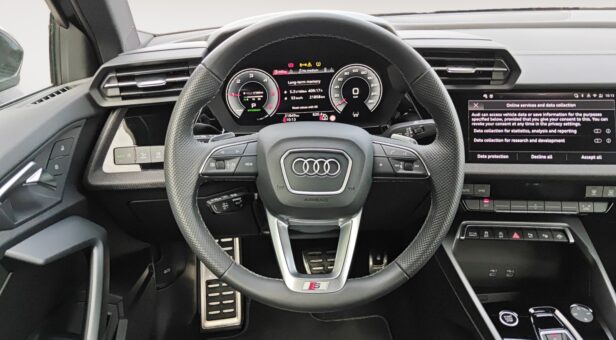 AUDI A3 SEDAN 2.0 35 TDI S TRONIC S LINE 150 4p