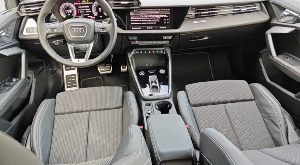 AUDI A3 SEDAN 2.0 35 TDI S TRONIC S LINE 150 4p