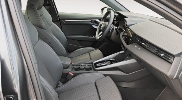 AUDI A3 SEDAN 2.0 35 TDI S TRONIC S LINE 150 4p