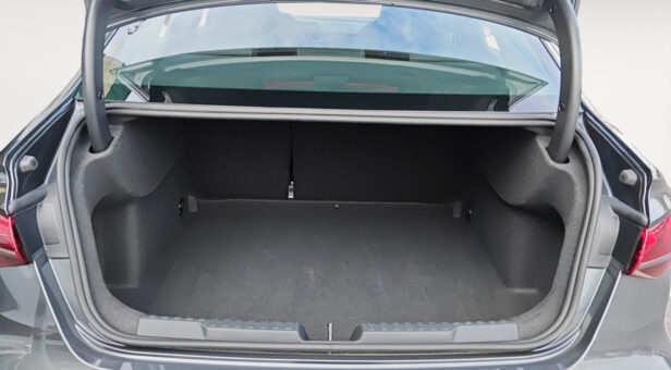 AUDI A3 SEDAN 2.0 35 TDI S TRONIC S LINE 150 4p
