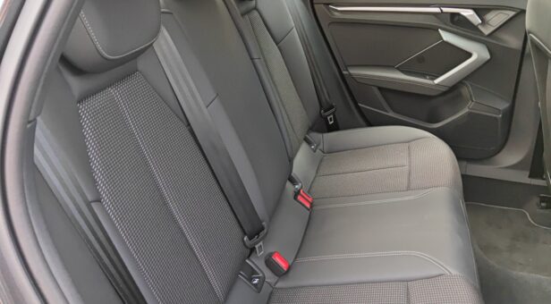 AUDI A3 SEDAN 2.0 35 TDI S TRONIC S LINE 150 4p