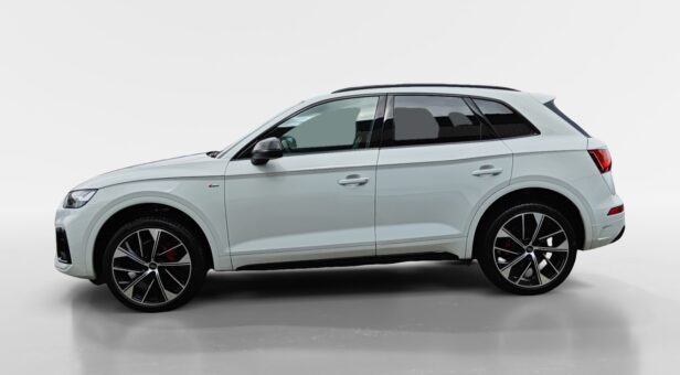 AUDI Q5 TODOTERRENO 2.0 40 TDI S TRONIC QUATTRO BLACK LINE 204 5p AUDI Q5 TODOTERRENO 2.0 40 TDI S TRONIC QUATTRO BLACK LINE 204 5p