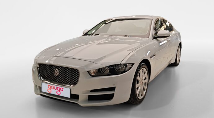 JAGUAR XE SEDAN 2.0D 180PS PURE AUTO 180 4p