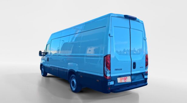 IVECO DAILY FURGON 2.3 TD 35S 16 V 4100/H2 16 M3 156 4p