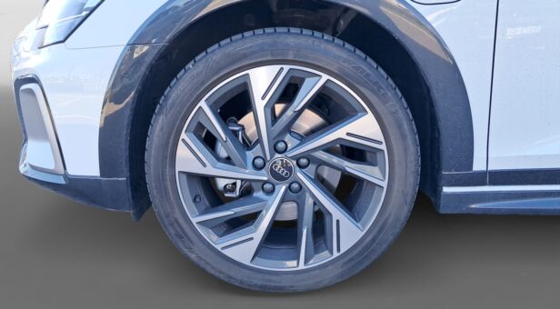 AUDI A3 BERLINA CON PORTON 1.5 40 TFSI E S TRON ALLSTREET ADVANCED 204 5p