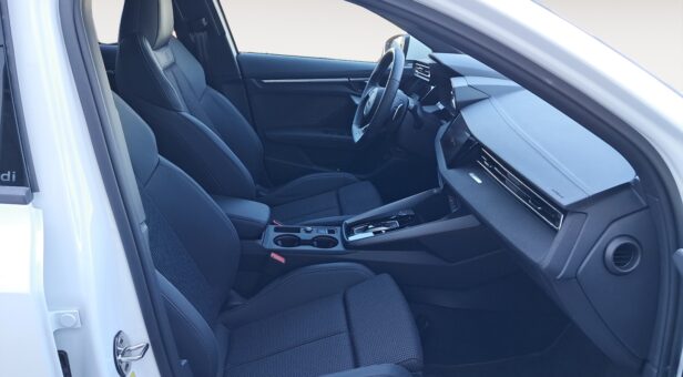 AUDI A3 BERLINA CON PORTON 1.5 40 TFSI E S TRON ALLSTREET ADVANCED 204 5p