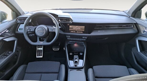 AUDI A3 BERLINA CON PORTON 1.5 40 TFSI E S TRON ALLSTREET ADVANCED 204 5p