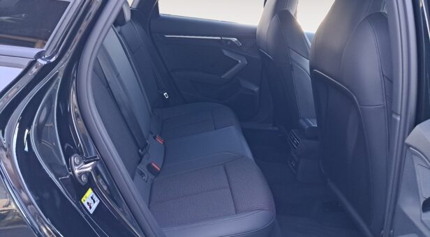 AUDI A3 BERLINA CON PORTON 1.5 40 TFSI E S TRON ALLSTREET ADVANCED 204 5p