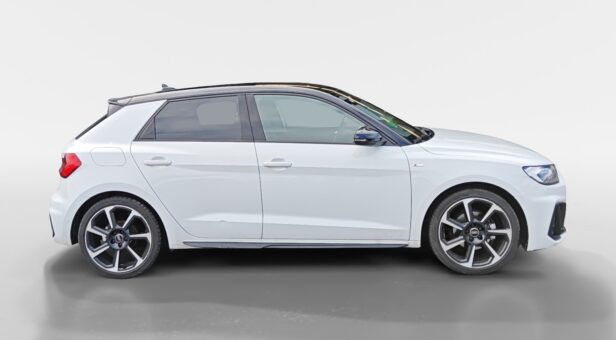AUDI A1 BERLINA CON PORTON 1.0 30 TFSI S TR ADRENAL BLACK SPORTBACK 116 5p