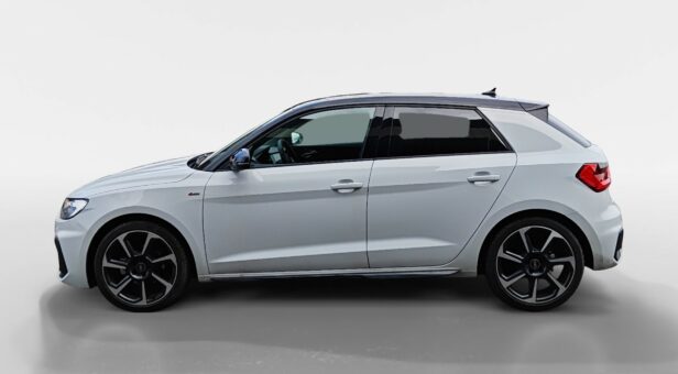 AUDI A1 BERLINA CON PORTON 1.0 30 TFSI S TR ADRENAL BLACK SPORTBACK 116 5p