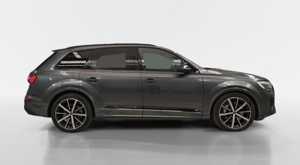 AUDI Q7 TODOTERRENO 3.0 55 TFSI E QUATTRO BLACK L. ED. TIPT. 394 5p