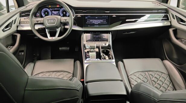 AUDI Q7 TODOTERRENO 3.0 55 TFSI E QUATTRO BLACK L. ED. TIPT. 394 5p
